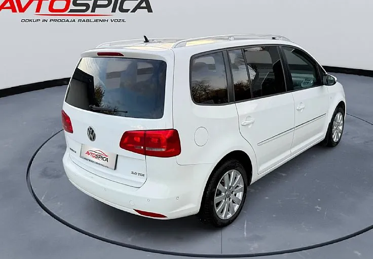 Zunanja slika - Volkswagen Touran - 2.0 TDI Highline - NA OBROKE BREZ POLOGA - - 4
