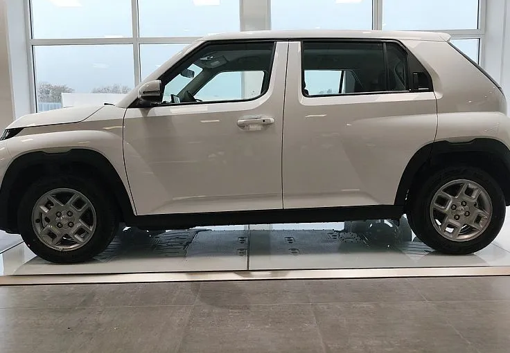 Zunanja slika - Hyundai Inster - 42 KWH TREND-GRETJE SEDEŽEV-APPLE-DAB-KAMERA-VIDEO - 3