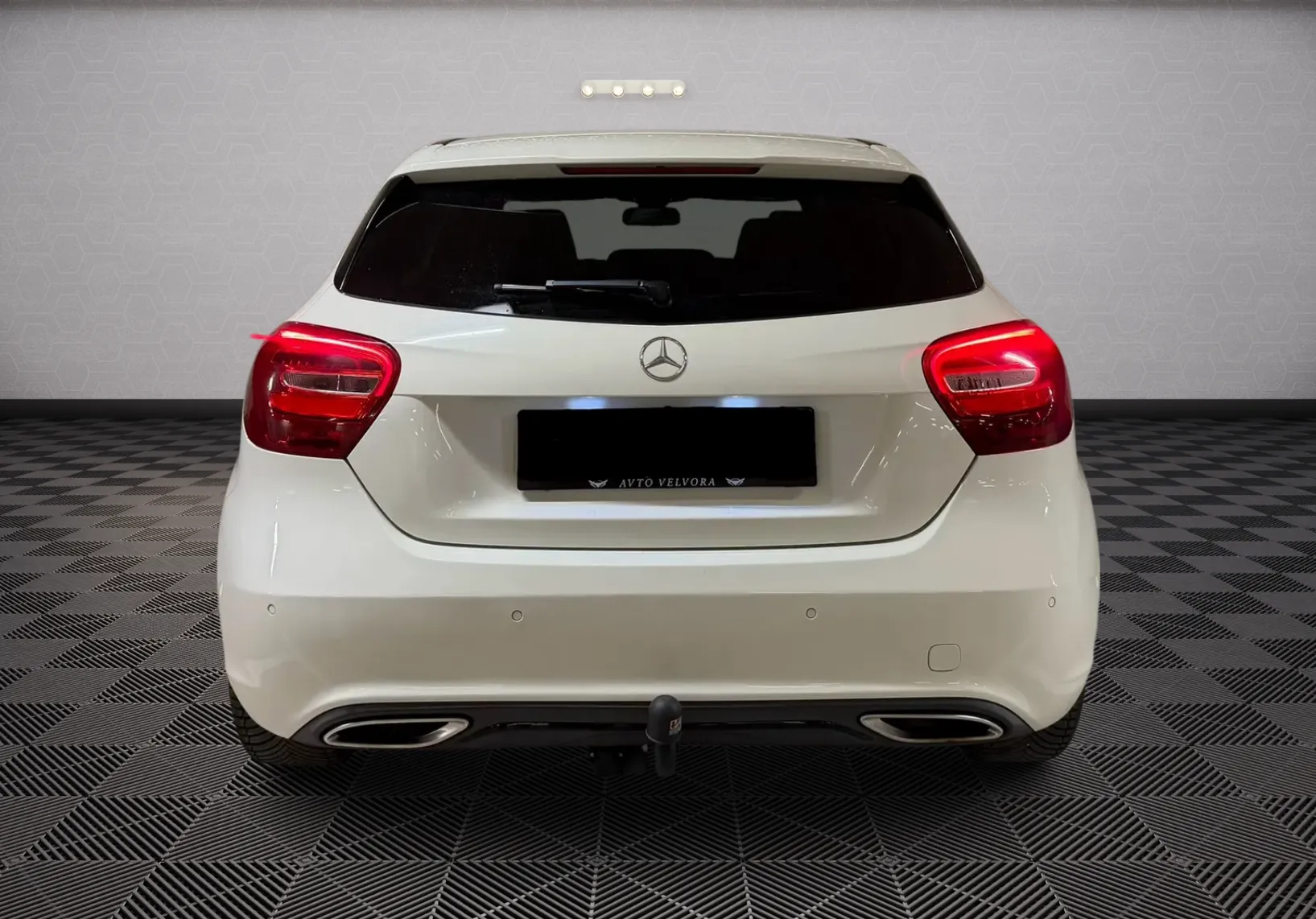 Zunanja slika - Mercedes-Benz A-Razred - A 220 d 4MATIC Avt. - 4