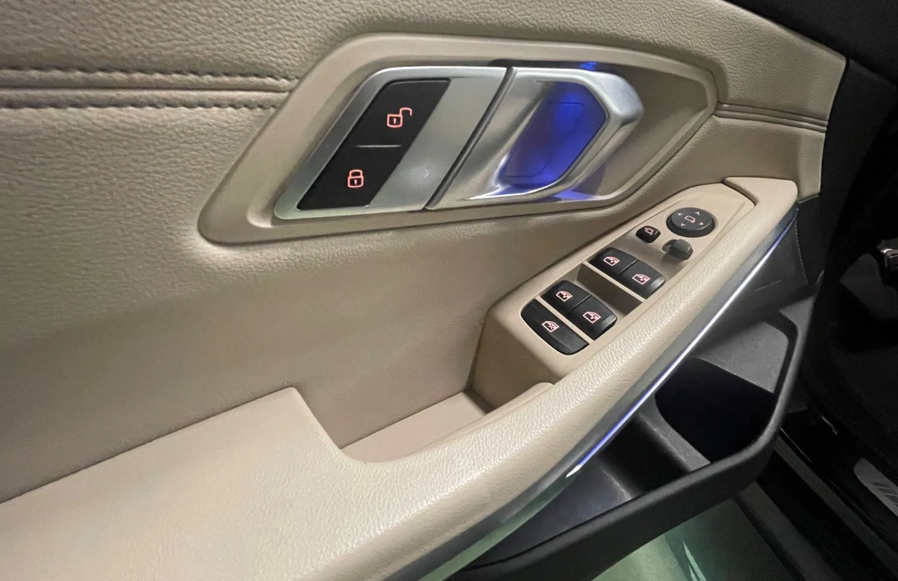 Zunanja slika - BMW Serija 3 - : 330i M Sport Avt. LED.NAVI.PDC 2X.USNJE.OGR.SEDEŽ - 17