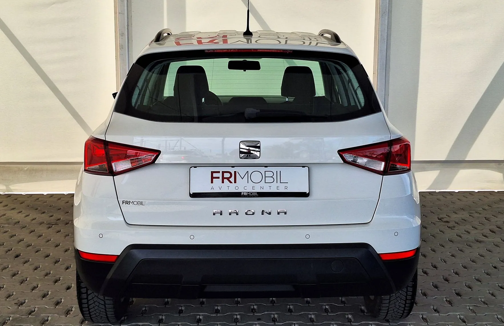 Zunanja slika - Seat Arona - 1.0 Eco TSI Reference •SLO•PARK.SENZORJI• - 6