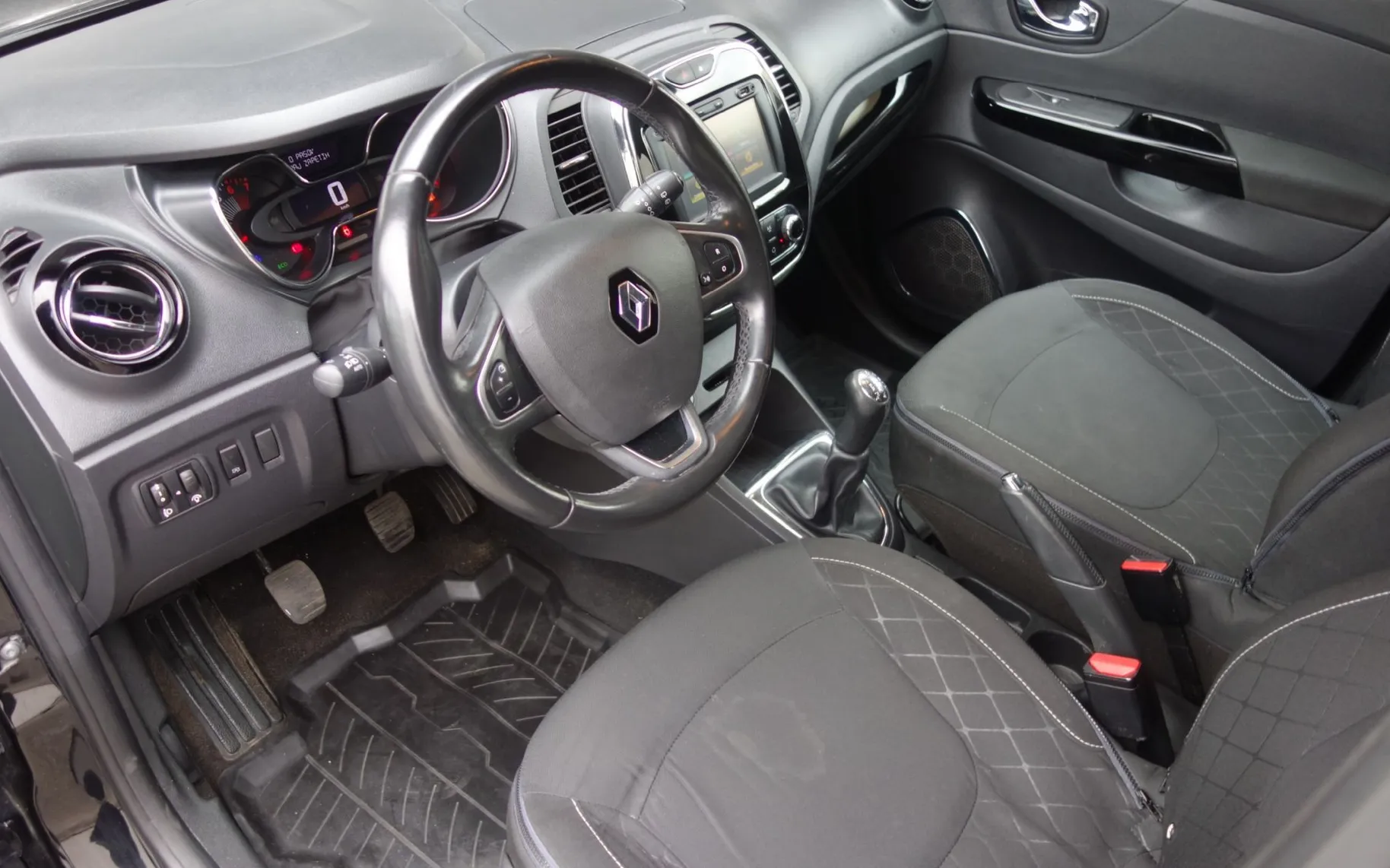 Zunanja slika - Renault Captur - TCe 90  Start Stop - 5