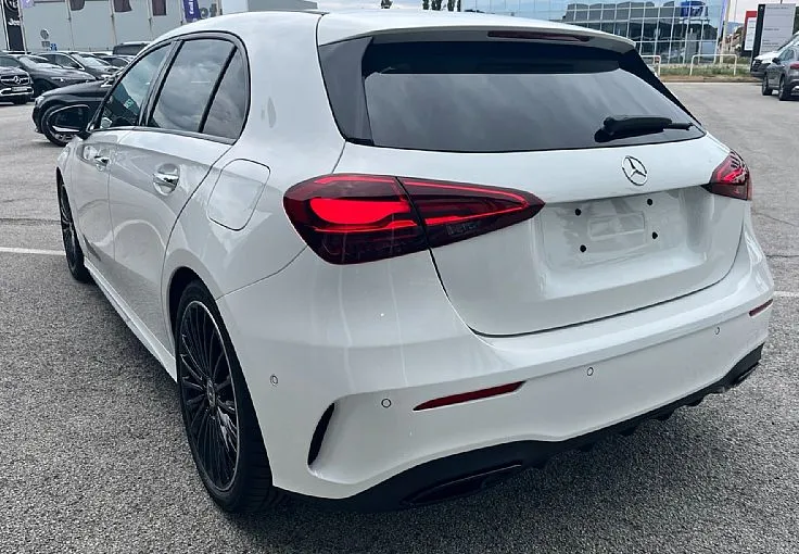 Zunanja slika - Mercedes-Benz A-Razred - 180 AMG Line EDITION Avt. - 7