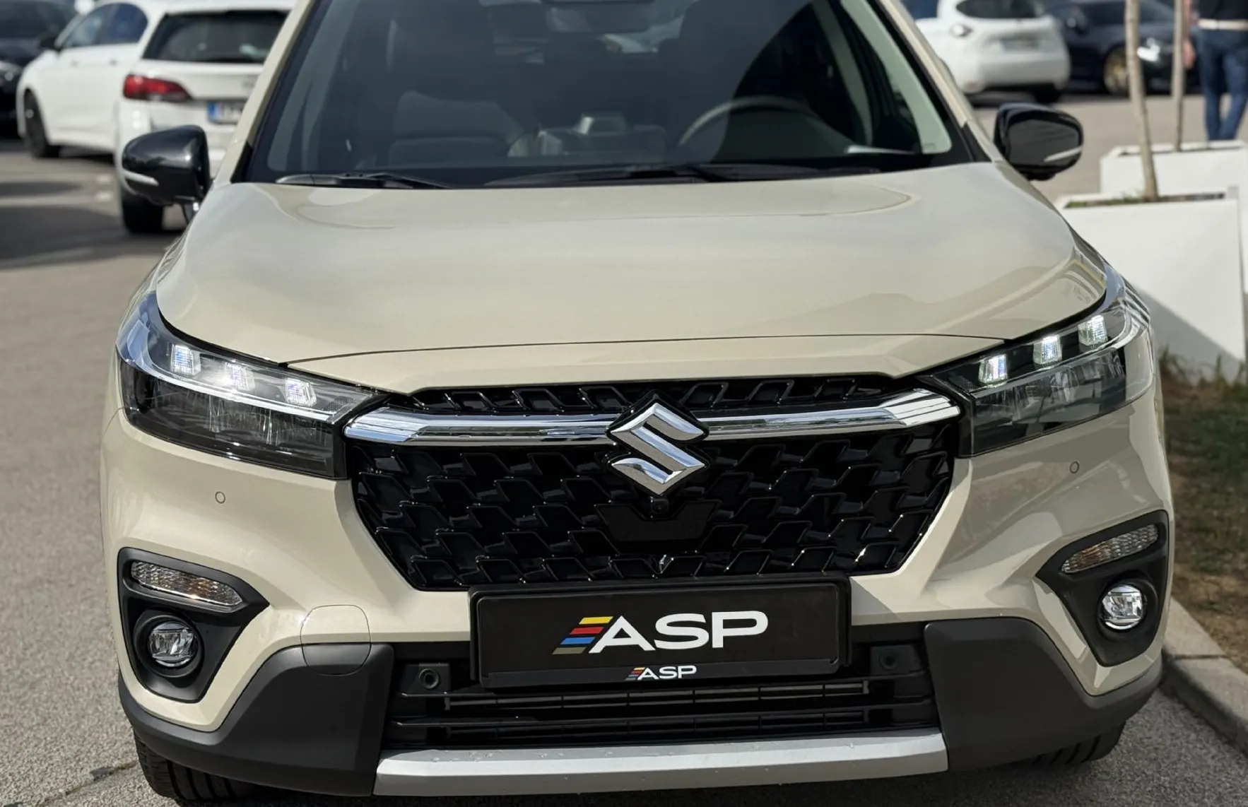 Zunanja slika - Suzuki S-Cross - 1.4 Boosterjet AllGrip Hibrid SPECIAL EDITION - 2