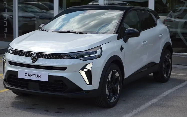 Zunanja slika - Renault Captur - TCe 140 techno-MY REVISION 4 LETA 80.000KM - 3