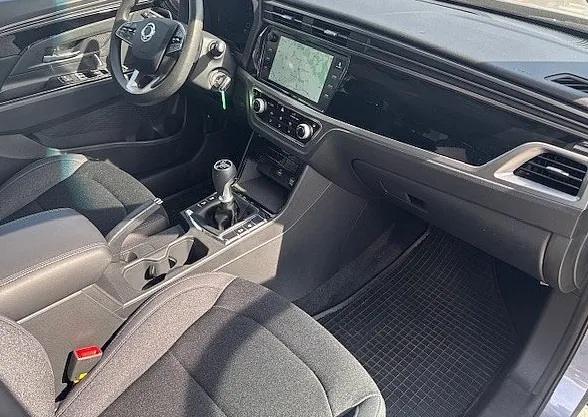 Zunanja slika - KG Mobility Korando - 1.5 T-GDI 120 kW Fresh+ M T - 11