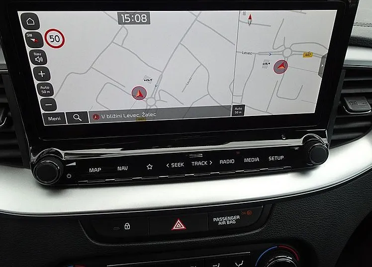 Zunanja slika - KIA XCeed - 1.6 T-GDi LX SMART ISG 7DCT + ZIMSKE GUME + 30° - 10