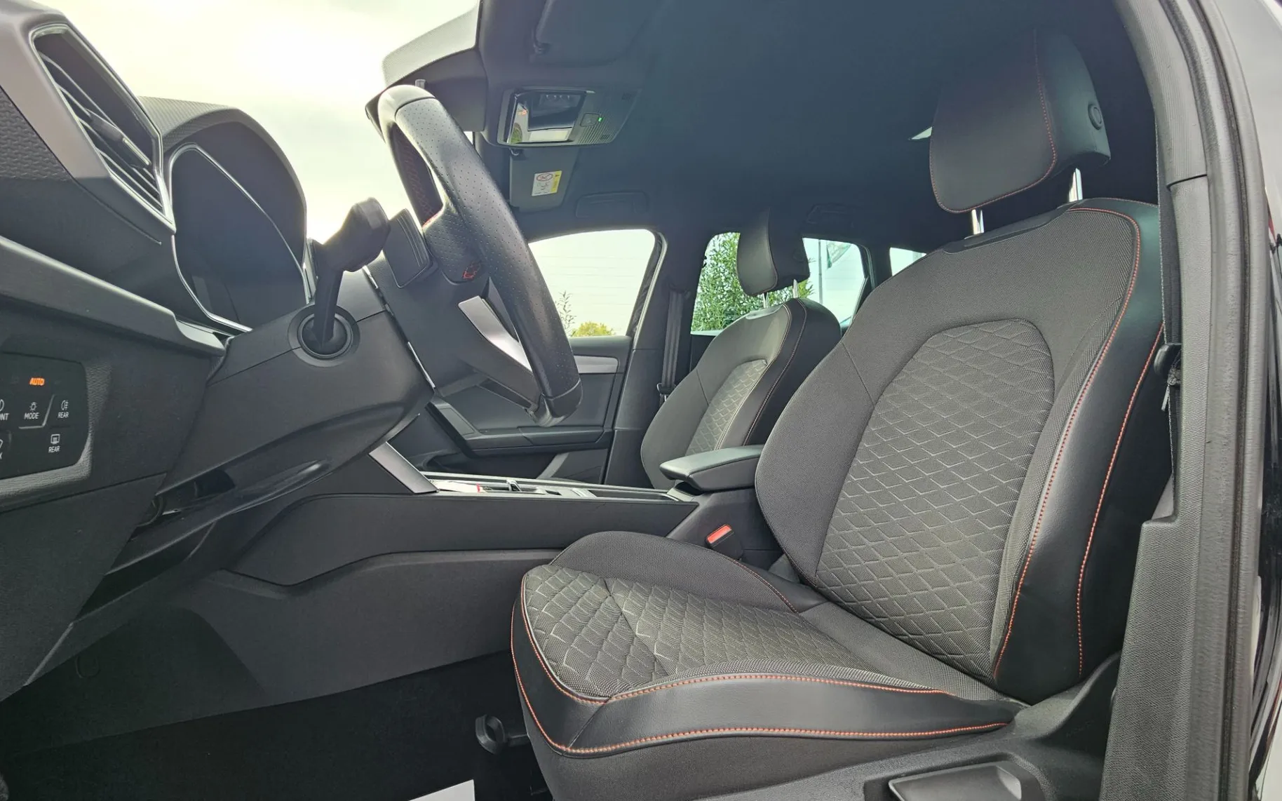 Zunanja slika - Seat Leon - ST 2.0 TDI FR DSG, KAMERA,ASISTENCE - 6