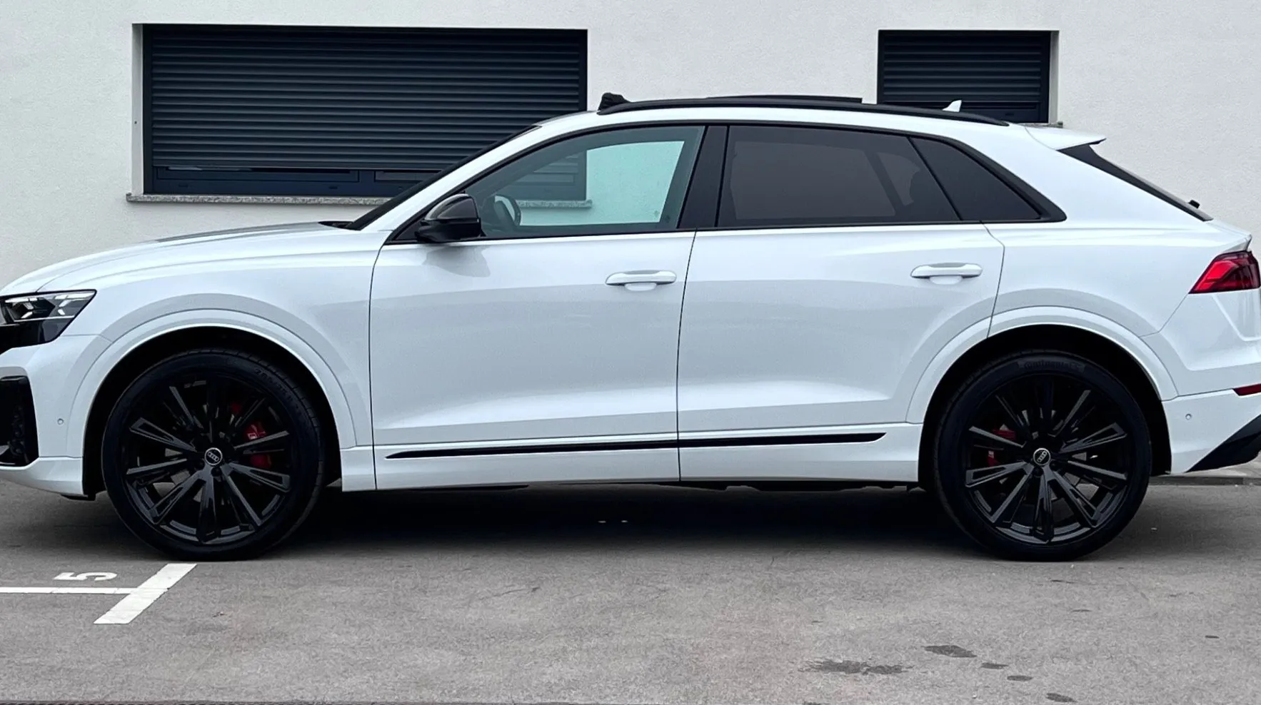 Zunanja slika - Audi Q8 - 50 TDI+1.LAST+SLO+Q+S-LINE+210kW+MATRIX+PANORAMA - 5