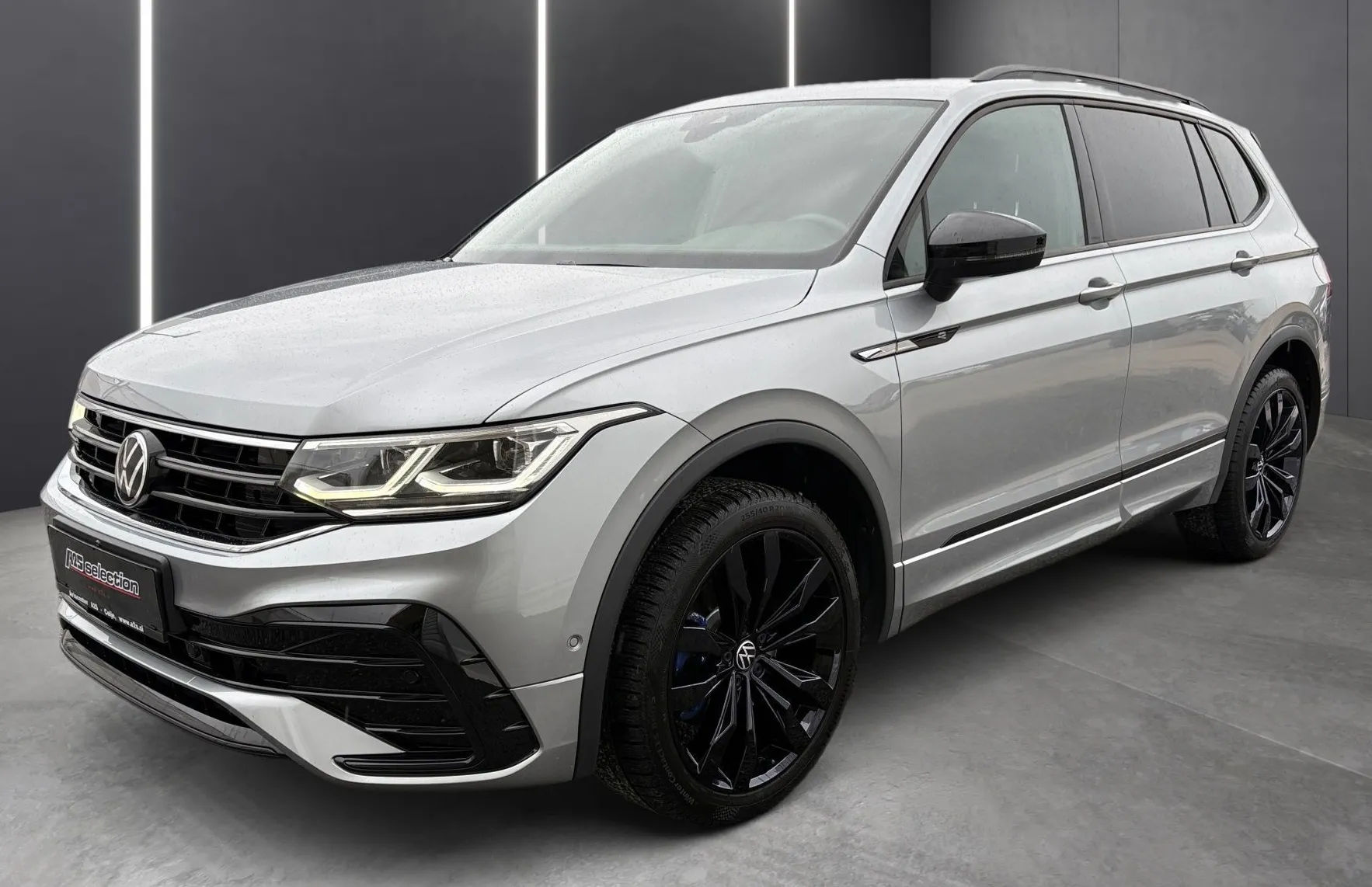 Zunanja slika - VW Tiguan Allspace - 2.0 TDI 4MOTION R-Line-SLO-Panorama-DCC-Mrtvi kot - 1