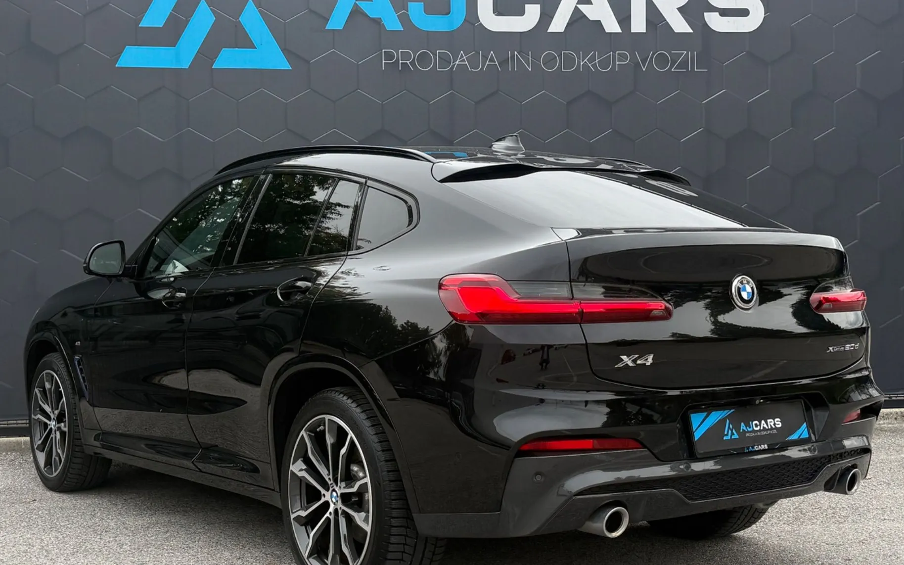 Zunanja slika - BMW X4 - serija : xDrive20d M Sport aut.-Usnje-Virtual-Kamera-Harm.. - 5