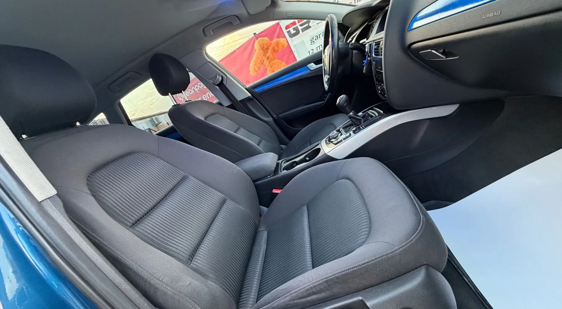 Notranja slika - Audi A4 Avant - 2.0 TDI DPF - 8