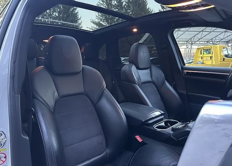 Zunanja slika - Porsche Cayenne - 3.0 TD Platinum Edition-22COL-BOSE-ZRAČNO-VK-PANO - 11