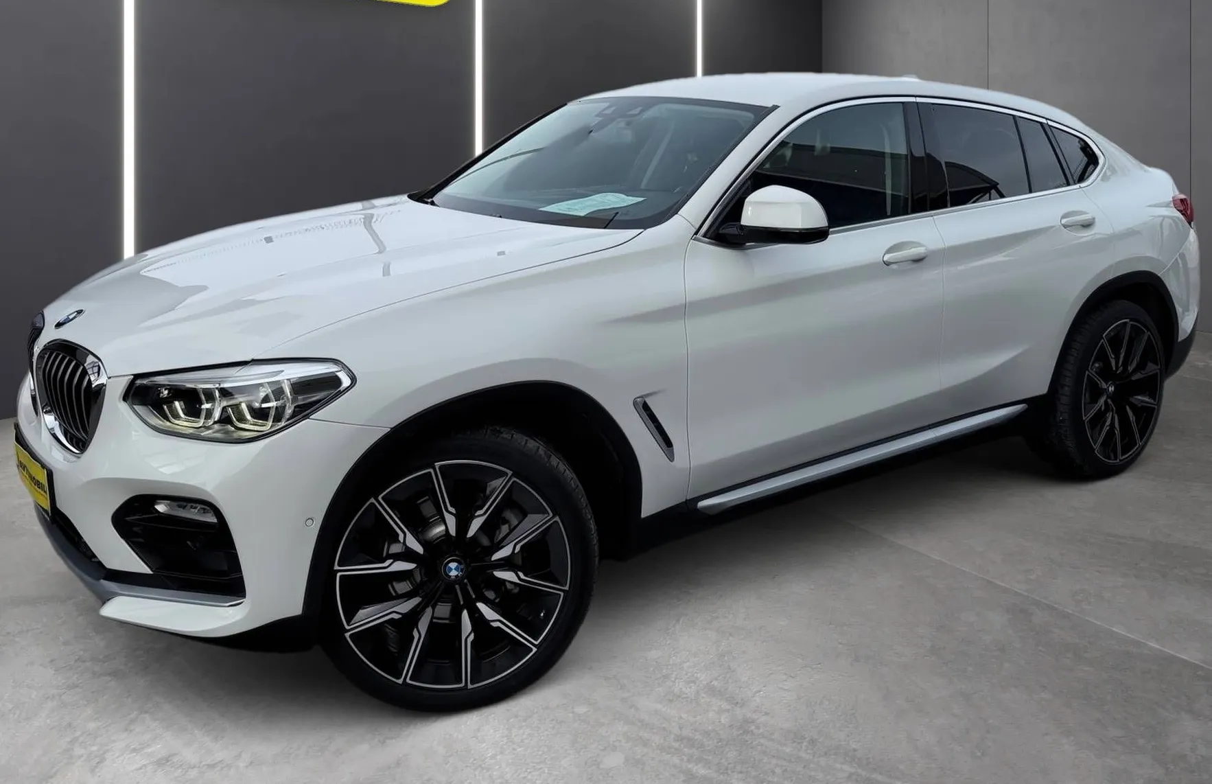 Zunanja slika - BMW X4 - serija : xDrive30d X LINE ADAPTIVE LED KAMERA NAVI PDC ... - 2