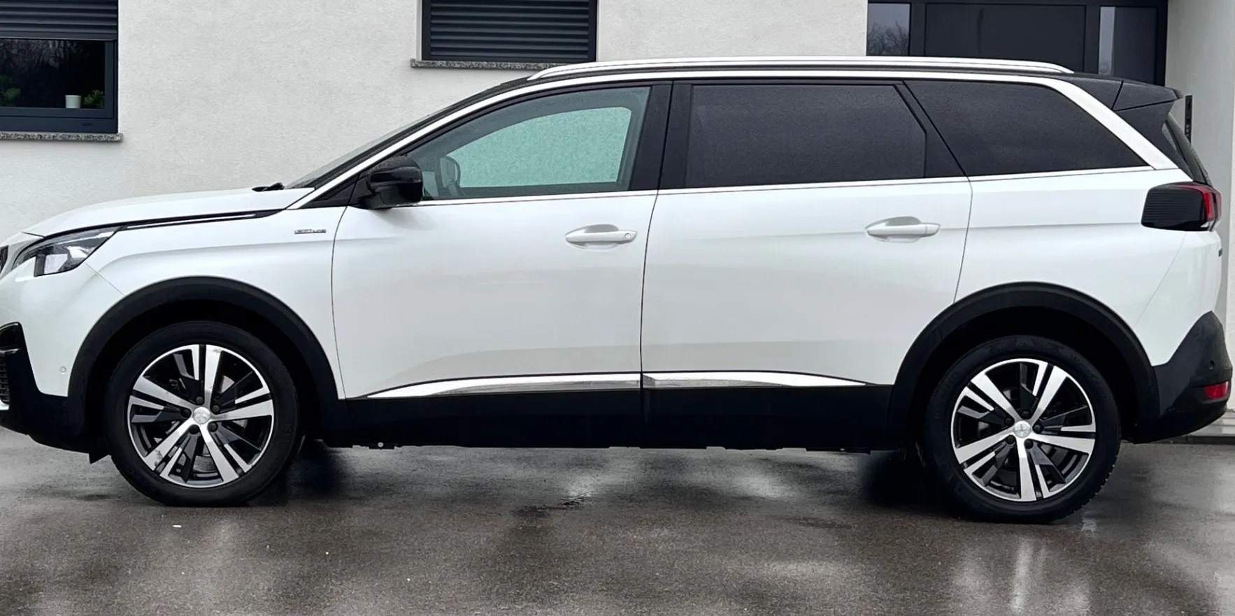 Zunanja slika - Peugeot 5008 - 1.5 BLUEHDI+GT LINE+FULL LED+VIRTUAL+PERLA - 4