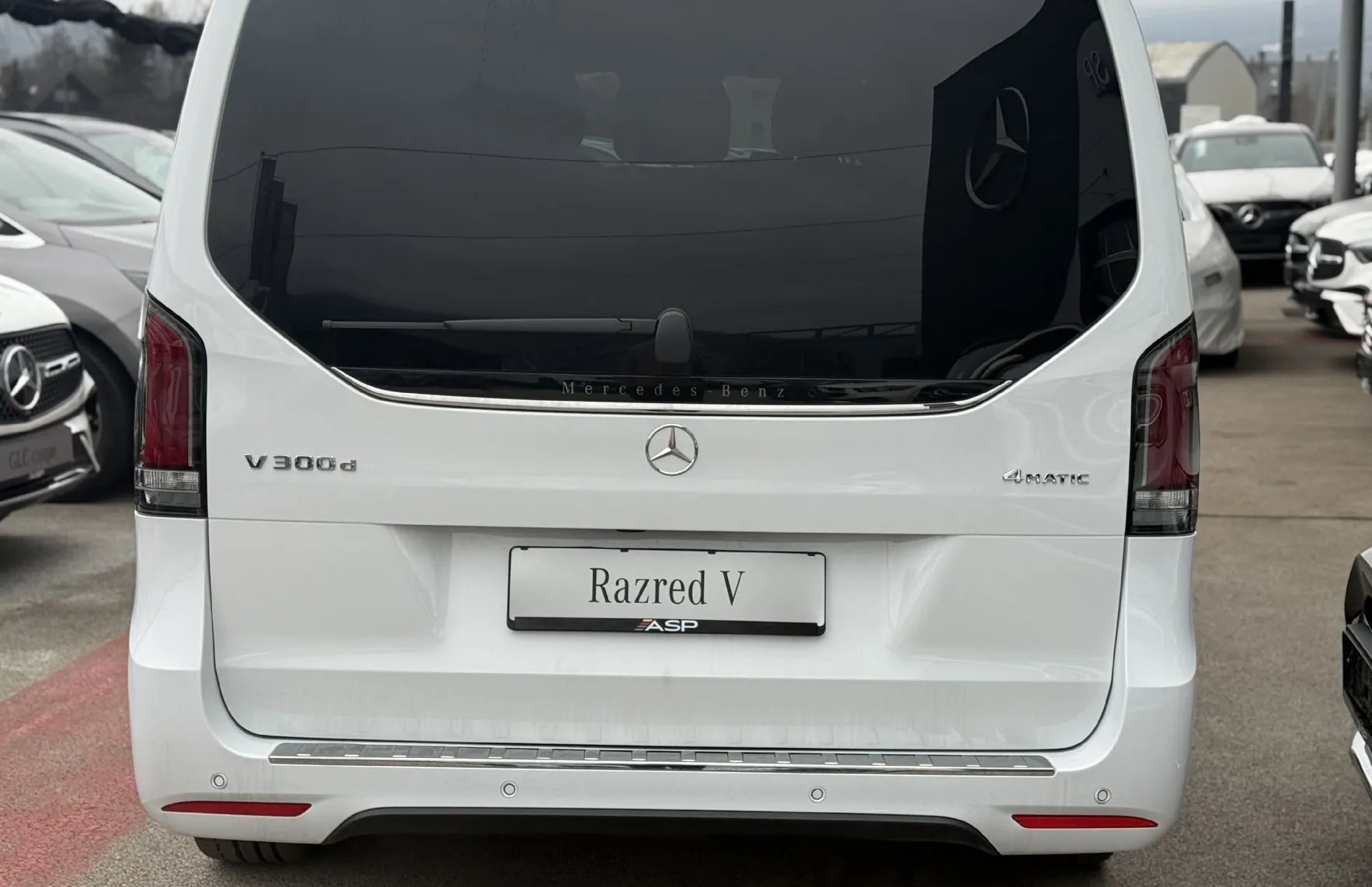 Zunanja slika - Mercedes-Benz V-Razred - V 300 d 4MATIC Avantgarde dolgi - 5