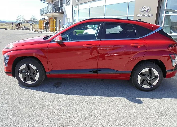 Zunanja slika - Hyundai Kona - Electric 48.6 kWh 99kW PREMIUM°Winter°Topl.črp° - 7