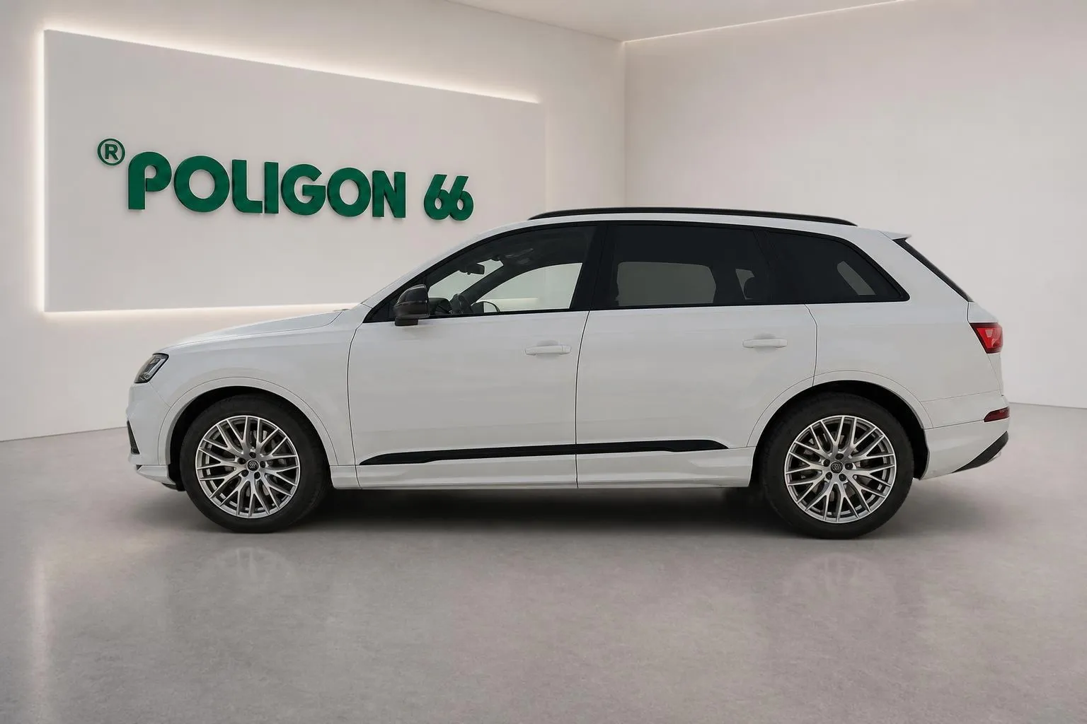Zunanja slika - Audi Q7 - quattro 50 TDI S line-SAMO 80.252 KM-1 LASTNIK - 2