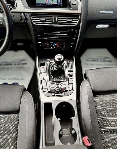 Zunanja slika - Audi A5 - 2.0 TDI.Odličen - 11