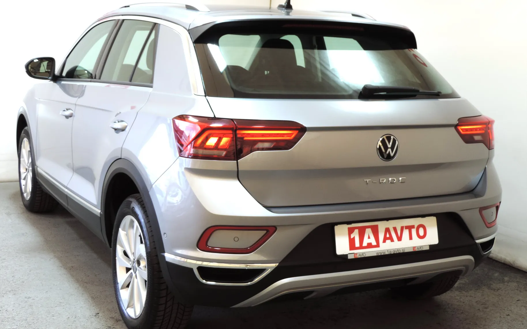 Zunanja slika - Volkswagen T-Roc - 1.5 TSI BMT Style DSG ACC-LED-KAMERA - 8