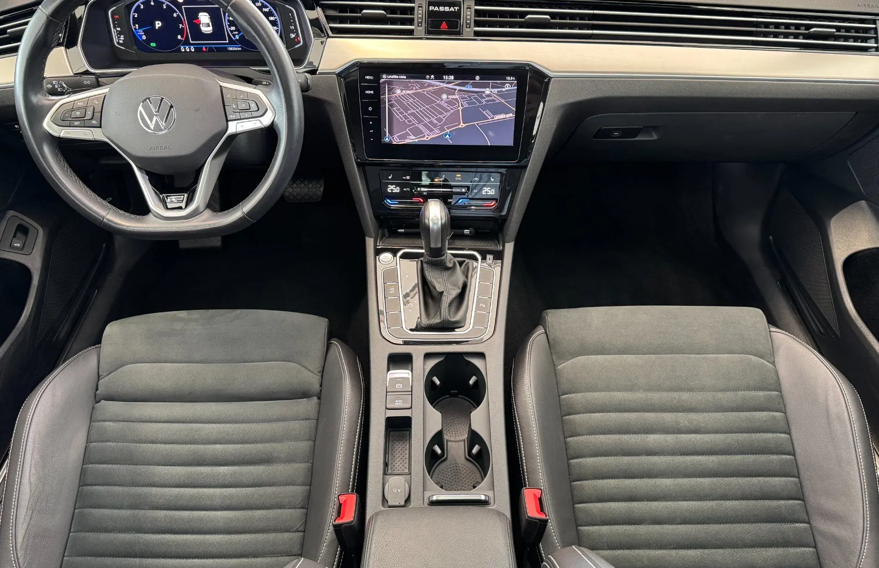 Zunanja slika - Volkswagen Passat - R-Line 1.5 TSI DSG PANORAMA-VIRTUAL-MATRIX - 7