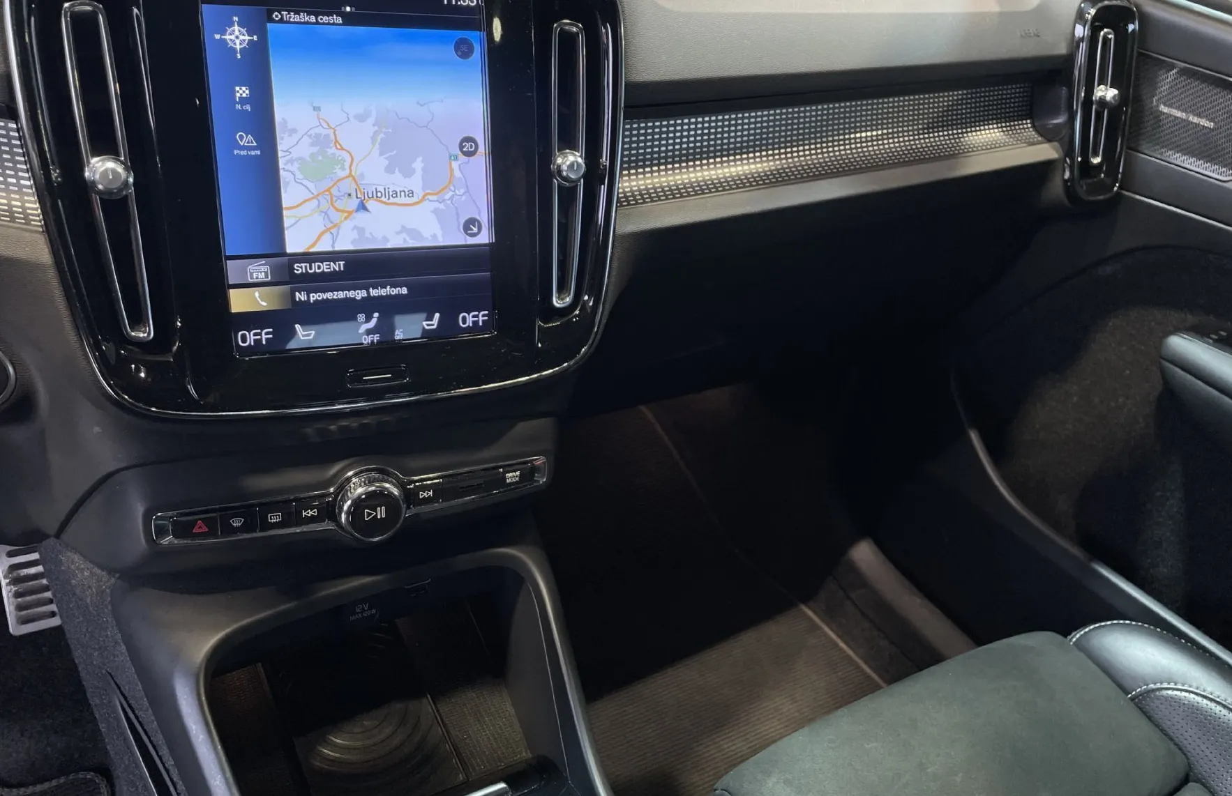 Zunanja slika - Volvo XC40 - D4-AWD-R-DESIGN-PANO-NAVI-ACC-MEMORY-HARMAN-360KAM - 12