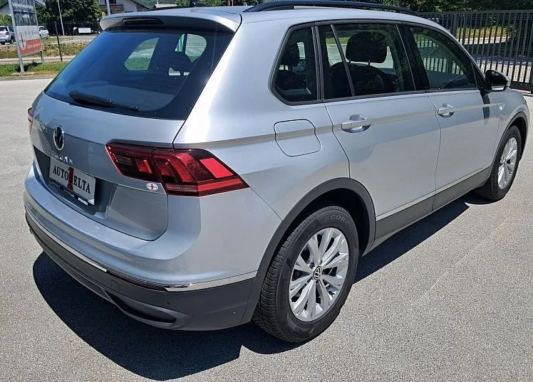 Zunanja slika - VW Tiguan - .2.0 TDI DSG Life 110kW-150KM - 4