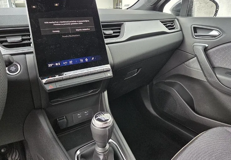 Zunanja slika - Renault Symbioz - Techno  TCe140 + Paket Zima +Parkiranje in Varnost - 11