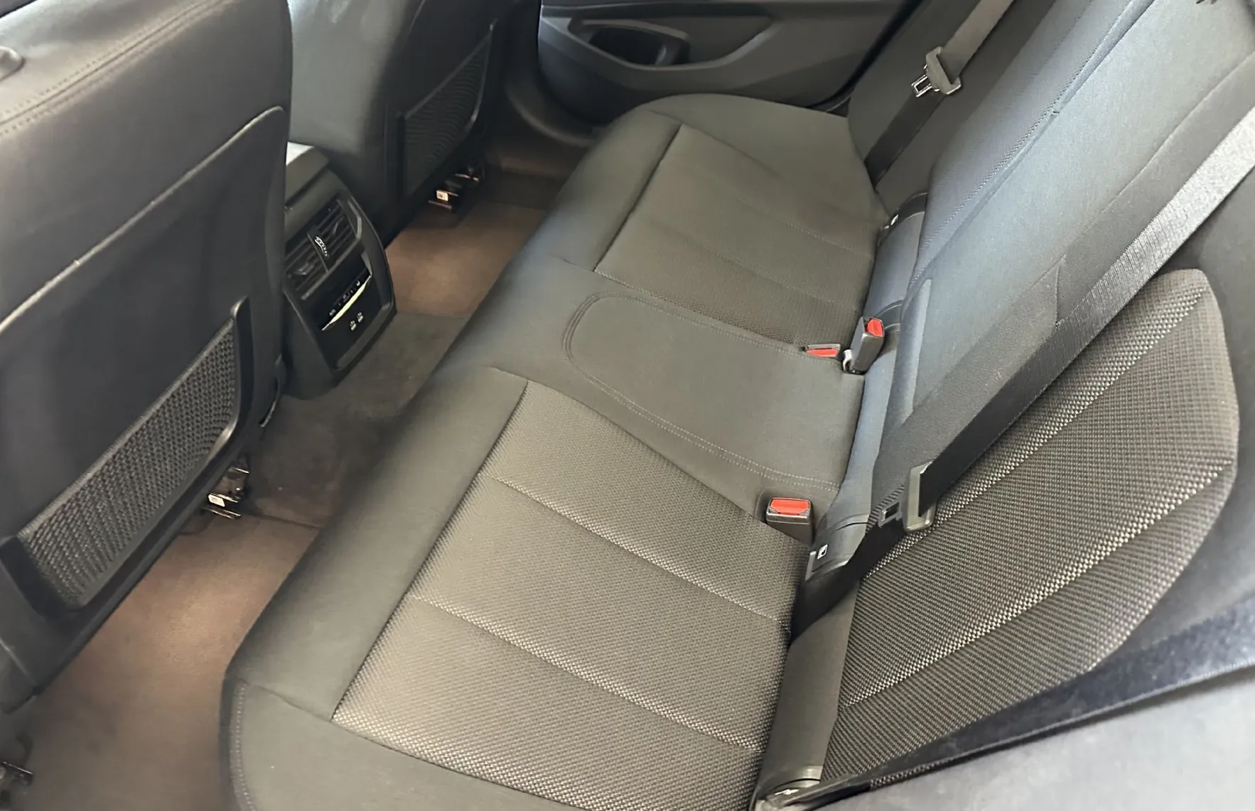 Zunanja slika - BMW Serija 3 - Touring: 318d Touring.NAVI.PDC.KONFORT.ZAKLEPANJE.KLJUKA - 5