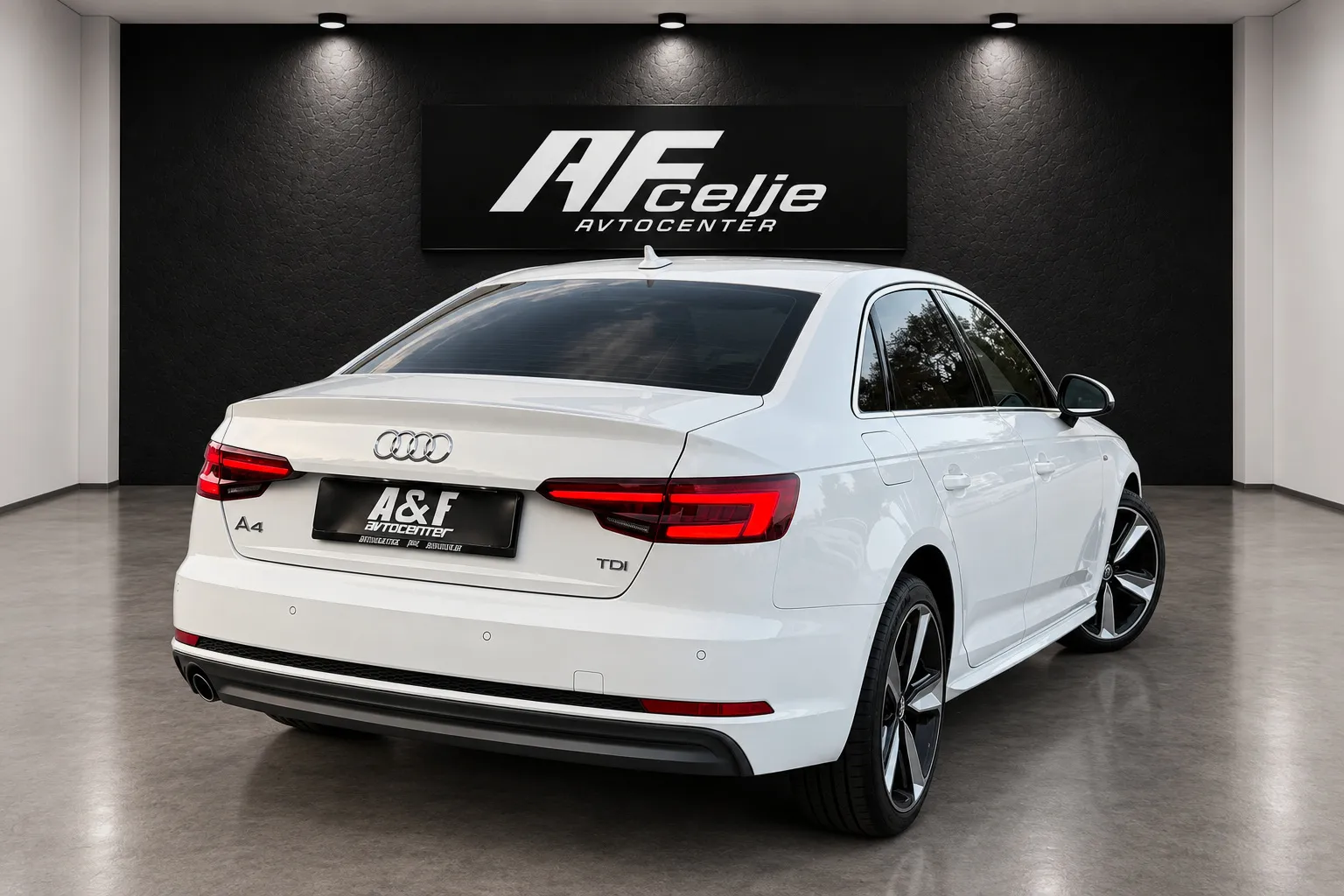 Zunanja slika - Audi A4 - 2.0 TDI-S LINE-145.000km-XENON+LED-LIZING ZA TUJCE - 5