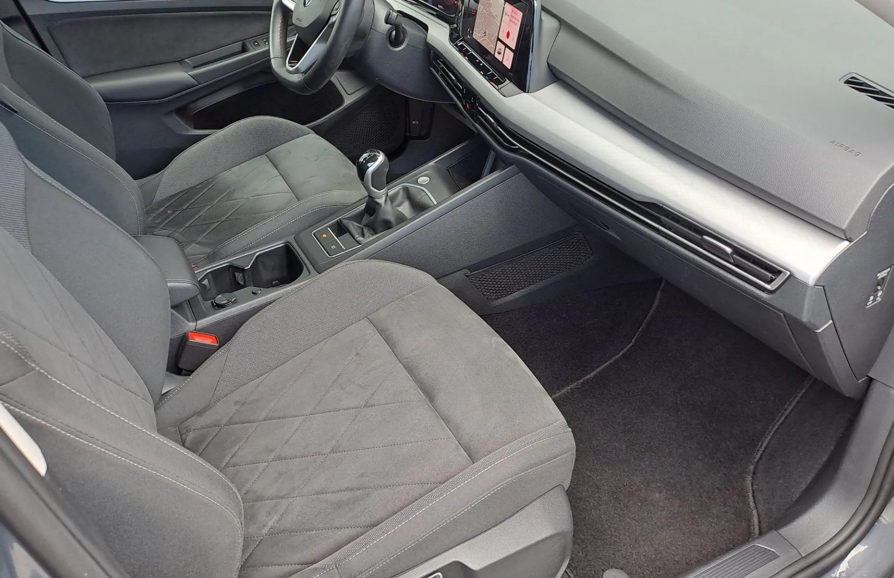 Zunanja slika - Volkswagen Golf - Variant 2.0 TDI BMT Life - 7