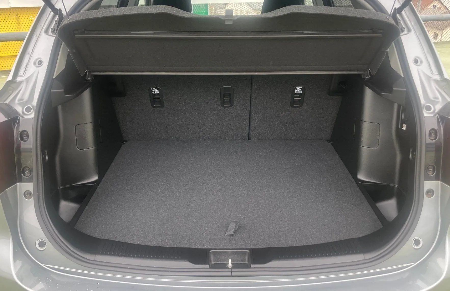 Zunanja slika - Suzuki SX4 S-Cross - 1.4 BOOSTERJET HYBRID  ALLGRIP.NEMŠKI.KAMERA.LED.. - 7