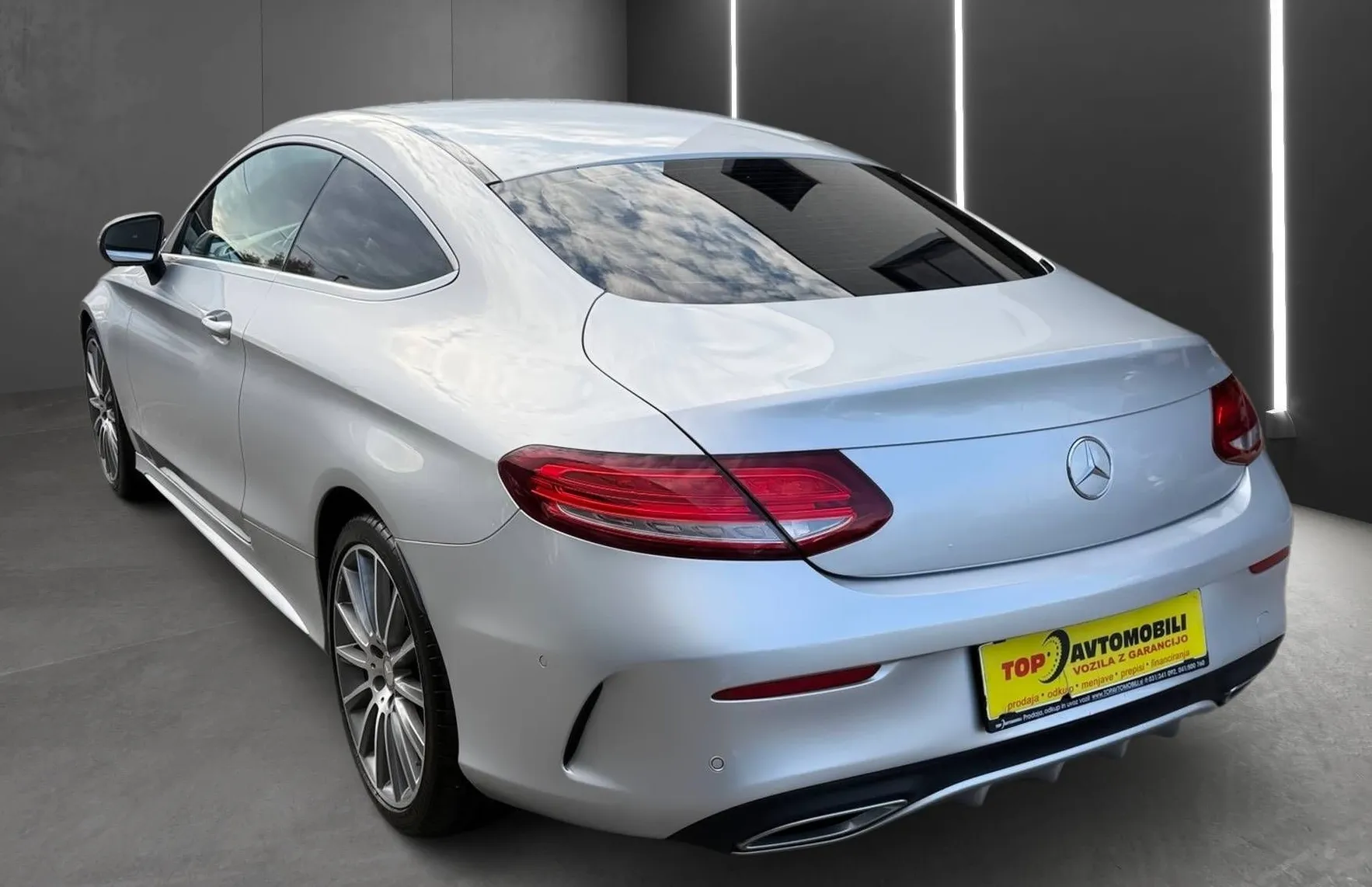 Zunanja slika - Mercedes-Benz C-Razred - C COUPE 220d AMG LINE FULL LED NAVI TEMP PDC TOP - 5