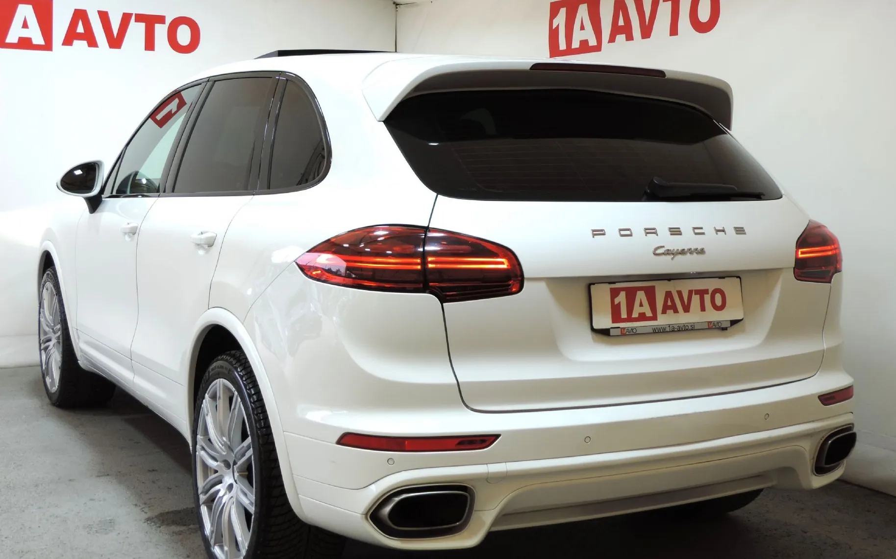 Zunanja slika - Porsche Cayenne - 3.0 TD TIPTRONIC - 7