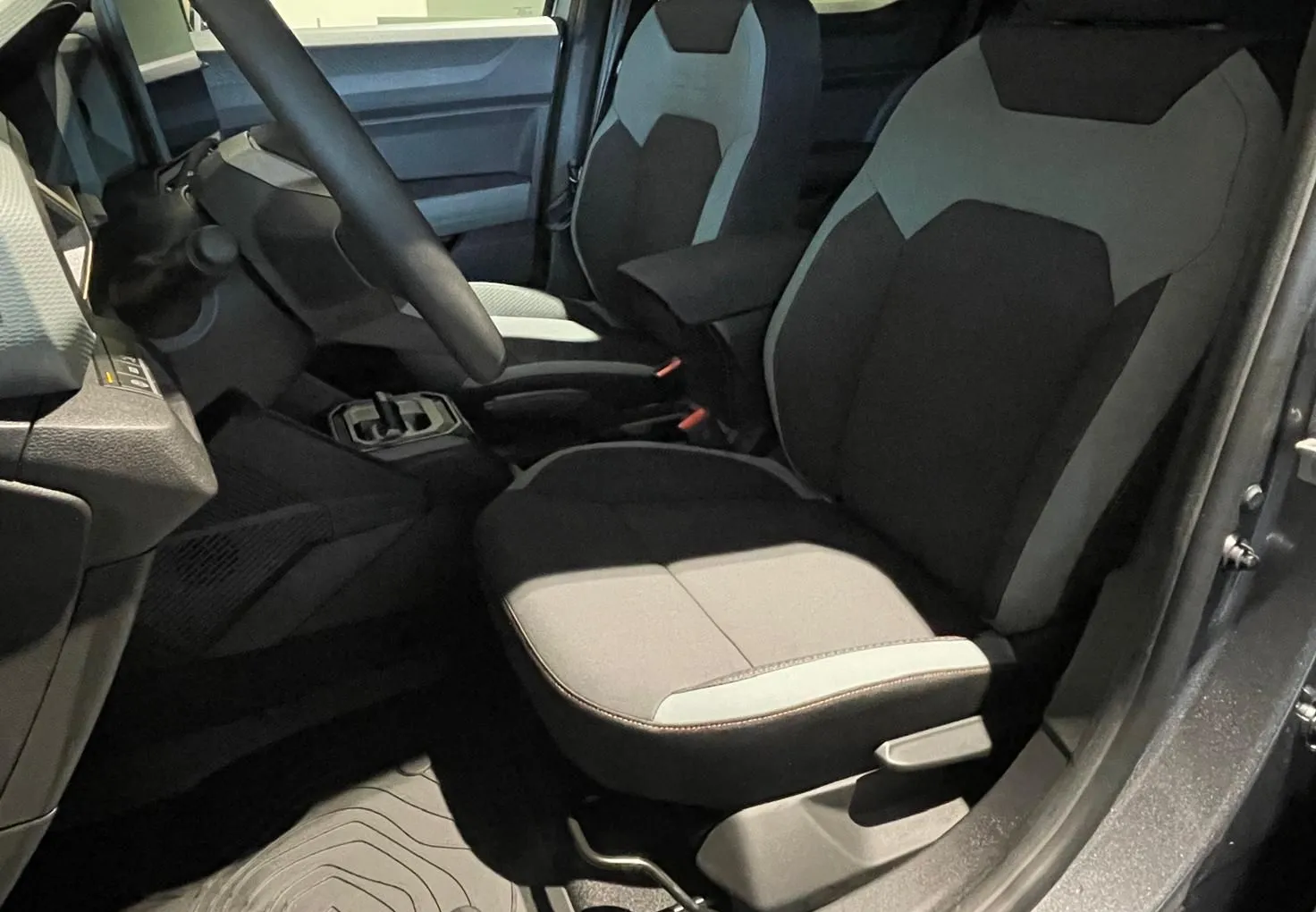 Zunanja slika - Dacia Duster - Hybrid 155 Extreme - 11
