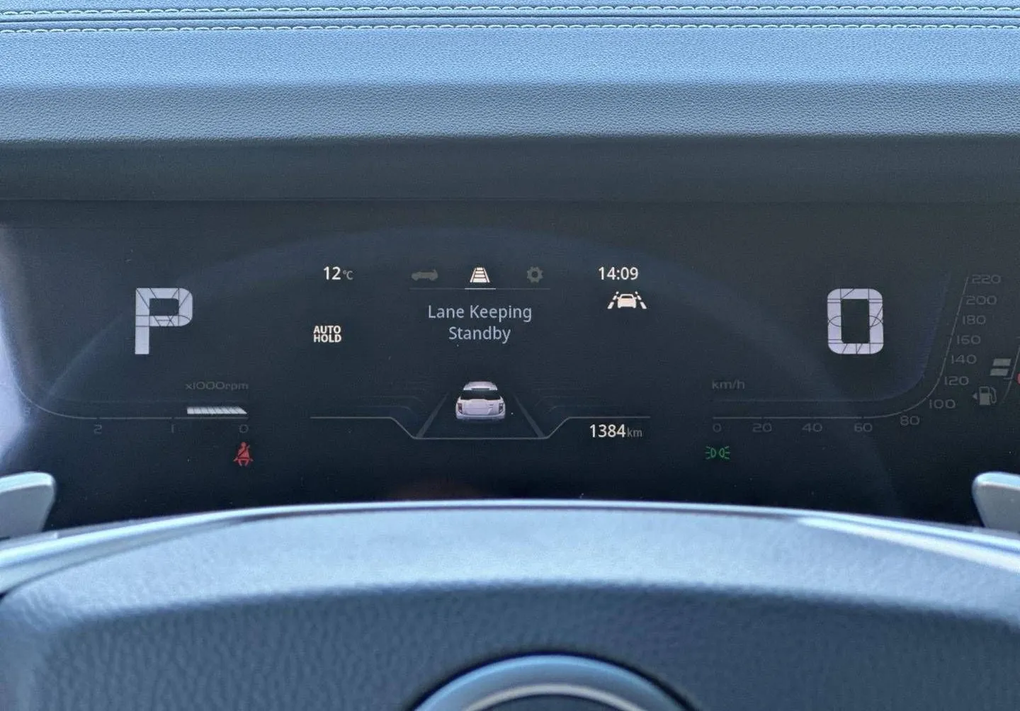 Notranja slika - SsangYong Torres - 1.5 T-GDI Premium 4WD AT - 12