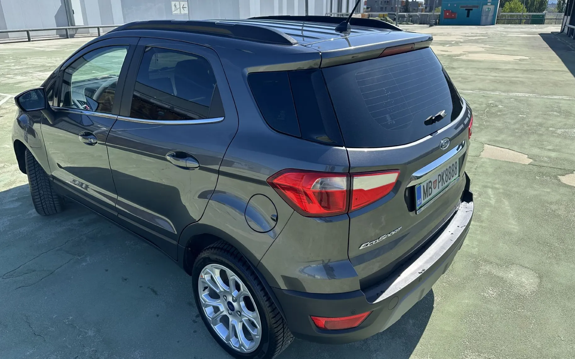 Zunanja slika - Ford Ecosport - 1.0 EcoBoost Titani.KAMERA.USNJE.29.000KM - 16