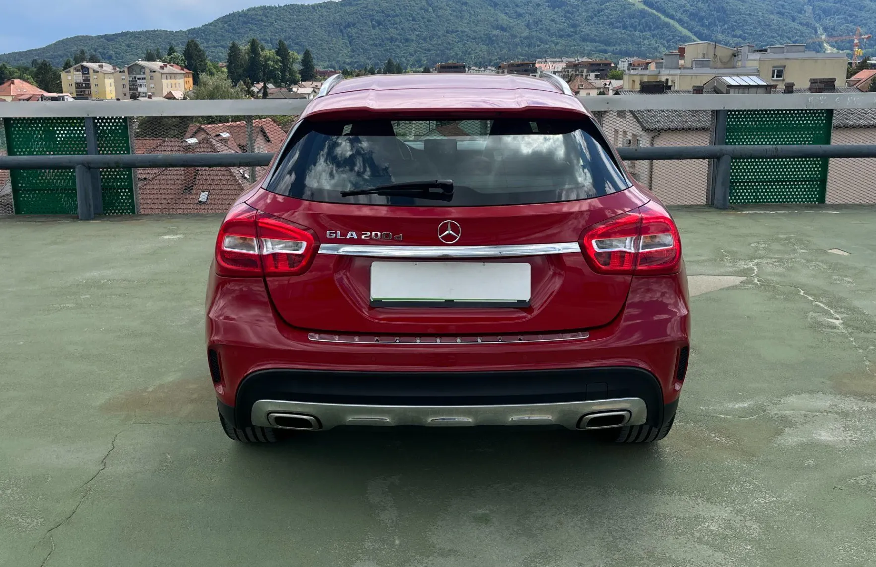 Zunanja slika - Mercedes-Benz GLA-Razred - GLA 200 d AMG Line Avt. NAVI. TEMPOMAT. F1 PRES. - 6