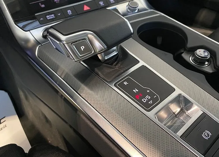 Zunanja slika - Audi A6 - Avant 40 TDI S tronic 150kW - ODLIČEN - 16