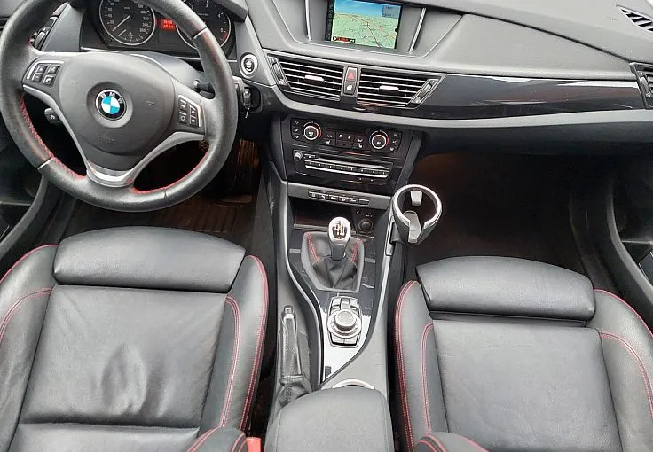 Zunanja slika - BMW X1 - serija : xDrive 20d SPORT. LED.BIXENON.2xPDC.ALU...JAMSTVO - 11
