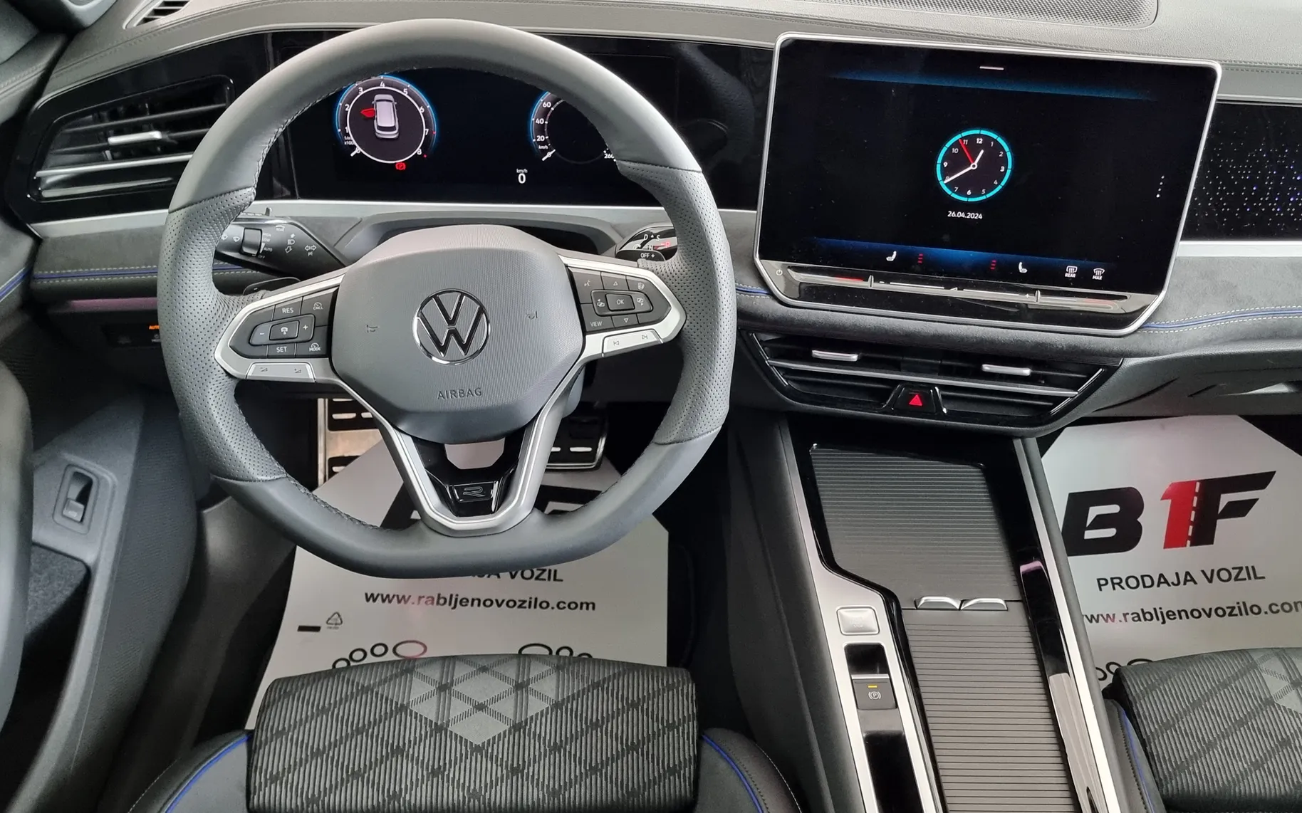Notranja slika - Volkswagen Passat - Variant 1.5 eTSI R-Line DSG 110kW - 8