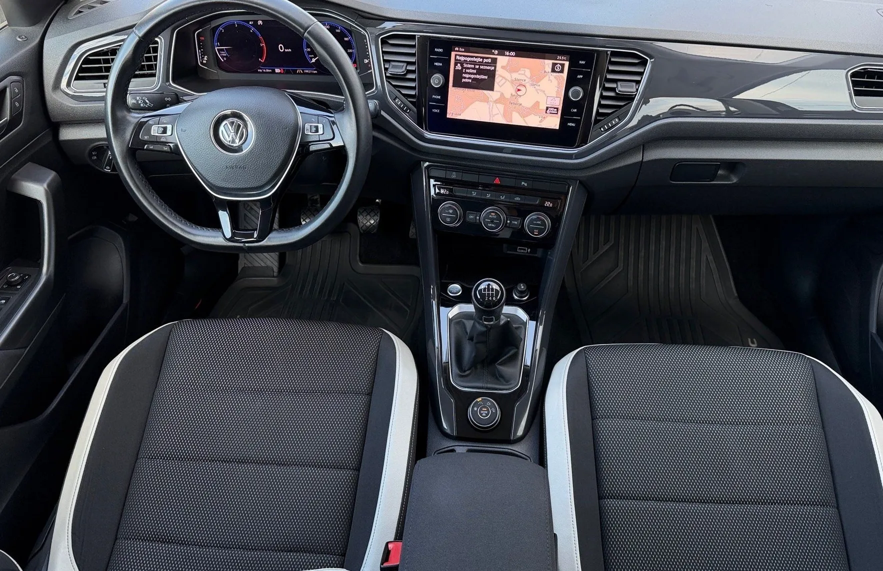 Zunanja slika - VW T-Roc - 4motion 2.0 TDI BMT Sport - 10