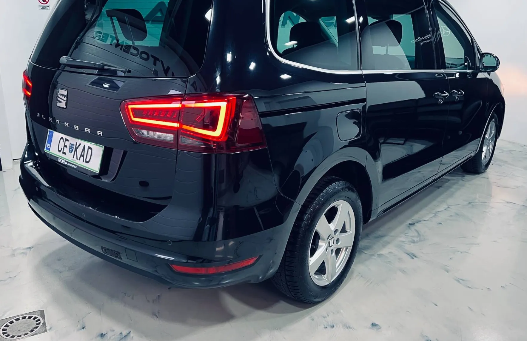 Zunanja slika - Seat Alhambra - 2.0 TDI 110KW DSG STYLE-7SEDEŽEV-NAVI-KAMERA... - 4