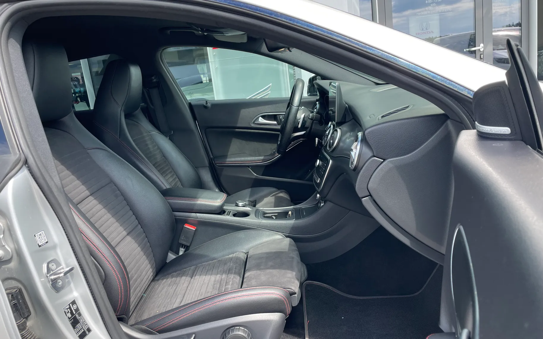 Zunanja slika - Mercedes-Benz CLA Shooting Brake - 220d-AUT-AMG-LINE-LED-NAVI-NIGHT-PACK-TOP - 11