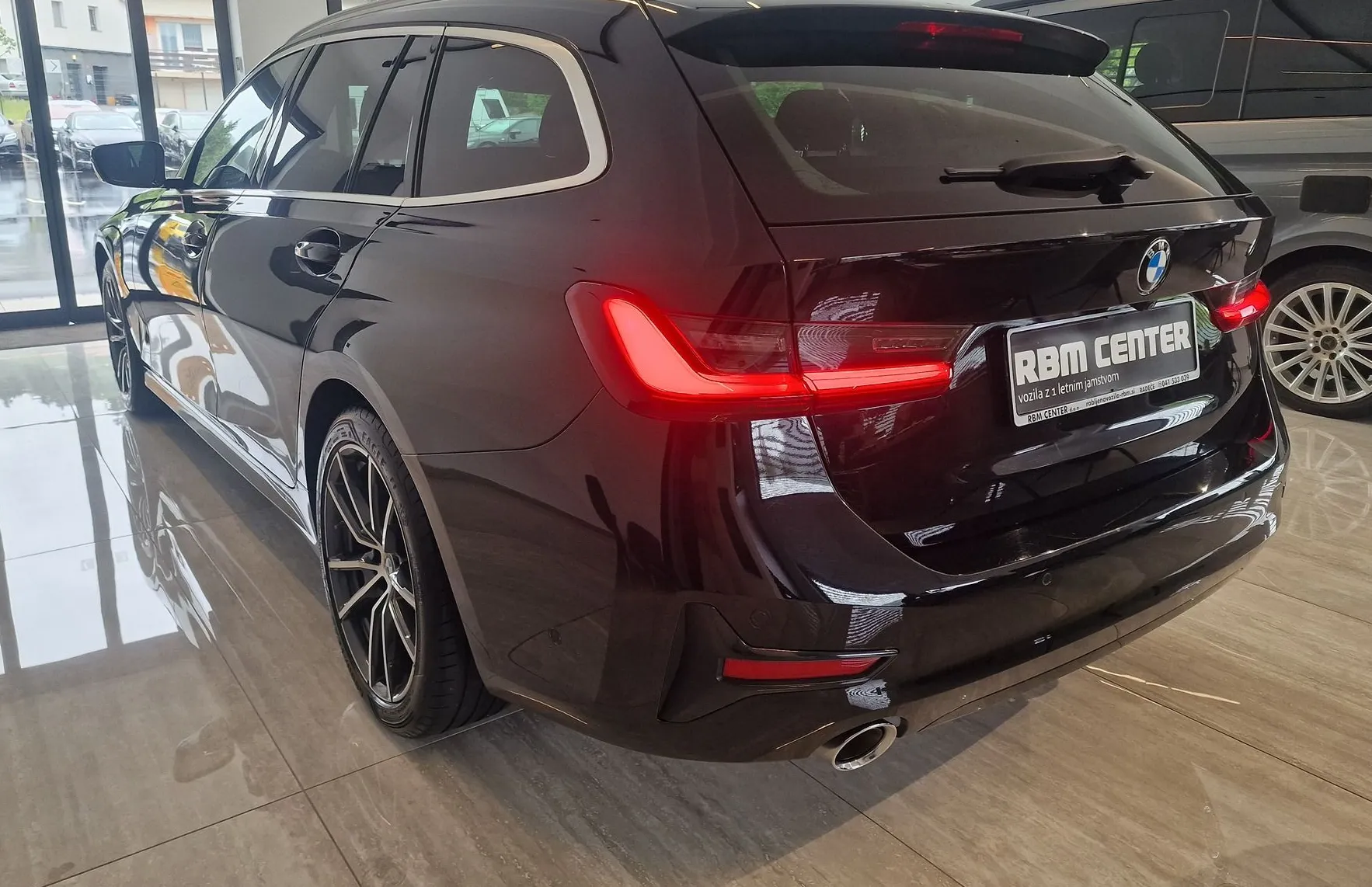 Zunanja slika - BMW Serija 3 - Touring: 320d Sport Line FULL LED|KLJUKA|VIRTUAL|AMBIENT - 4