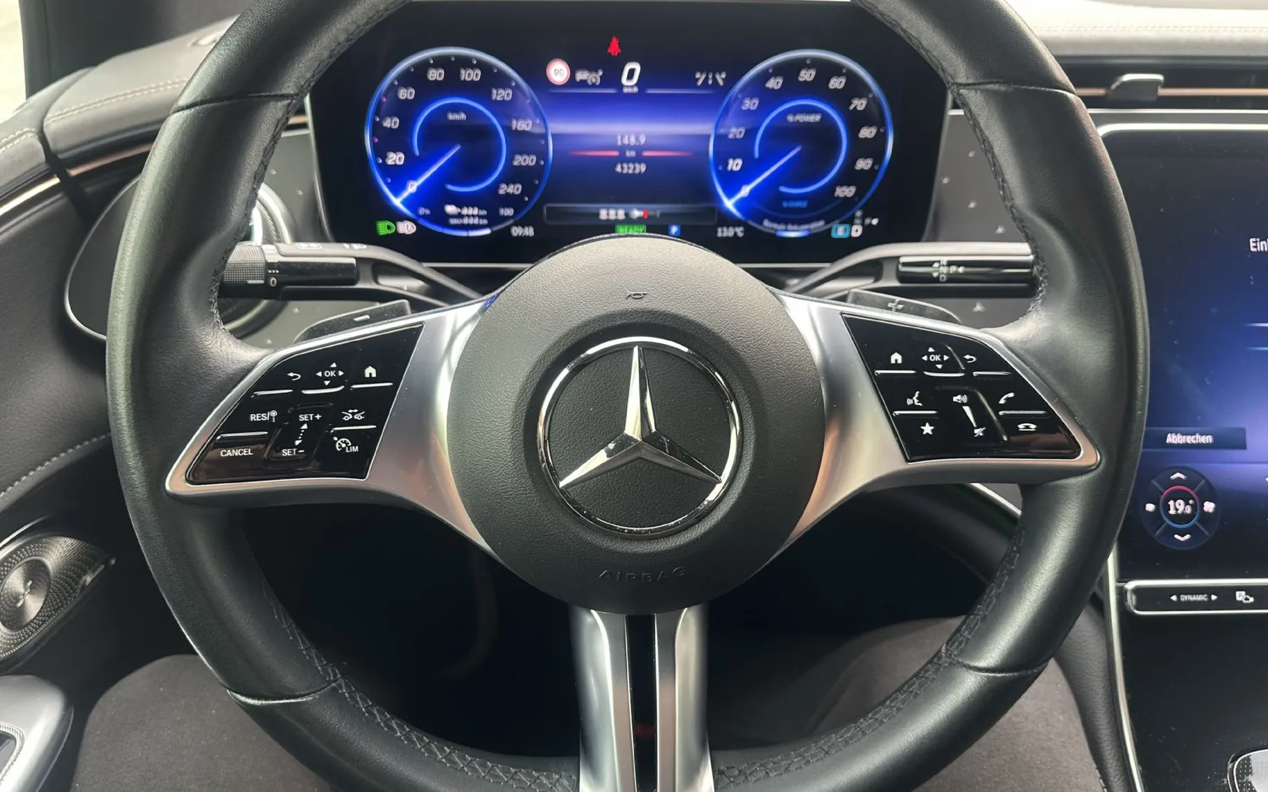 Zunanja slika - Mercedes-Benz EQE - 350+KAMERA.NAVI.LED.USNJE.KROM.SAMO 43000KM - 6