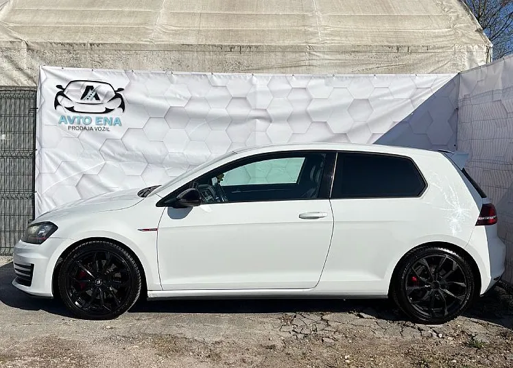 Zunanja slika - Volkswagen Golf - 2.0 GTI DSG - XENON - PDC - GRETJE - DYNAUDIO - 5