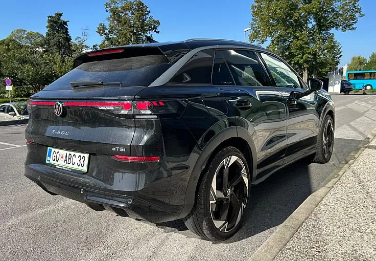 Zunanja slika - Volkswagen T-Roc - 1.5 eTSI R-Line DSG - Testno vozilo - 3