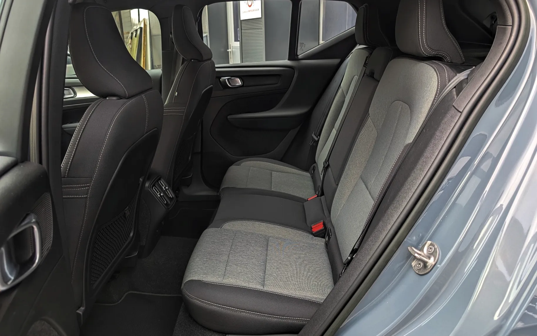 Zunanja slika - Volvo XC40 - B3P - 10