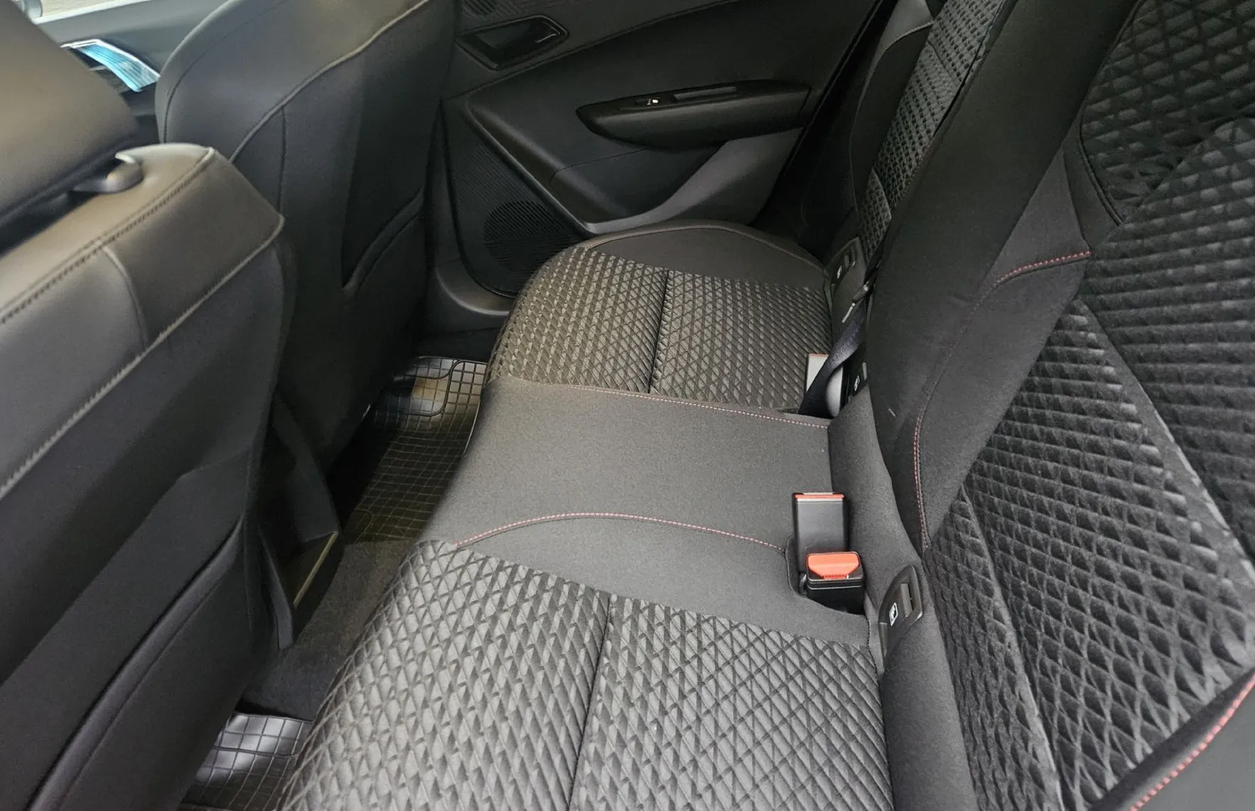 Zunanja slika - Renault Clio - techno 160 E-Tech - 7